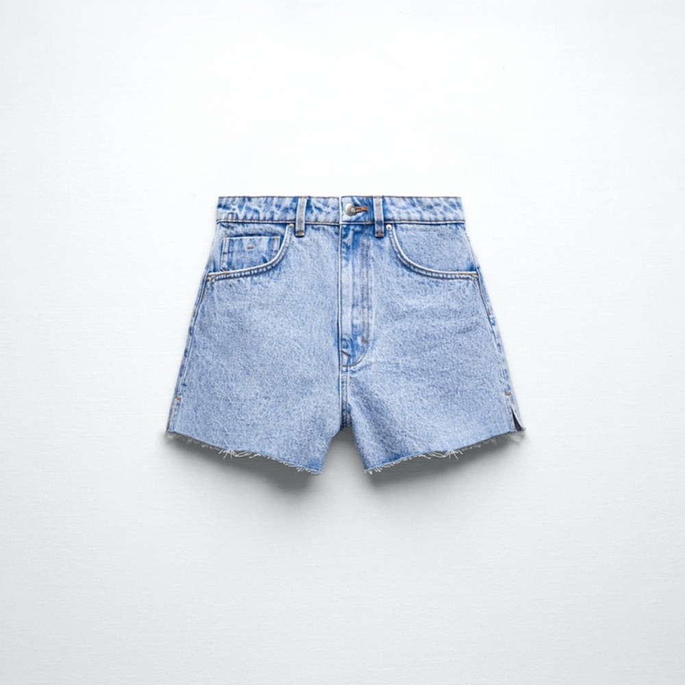 Zara high rise denim shorts size 2 light blue wash